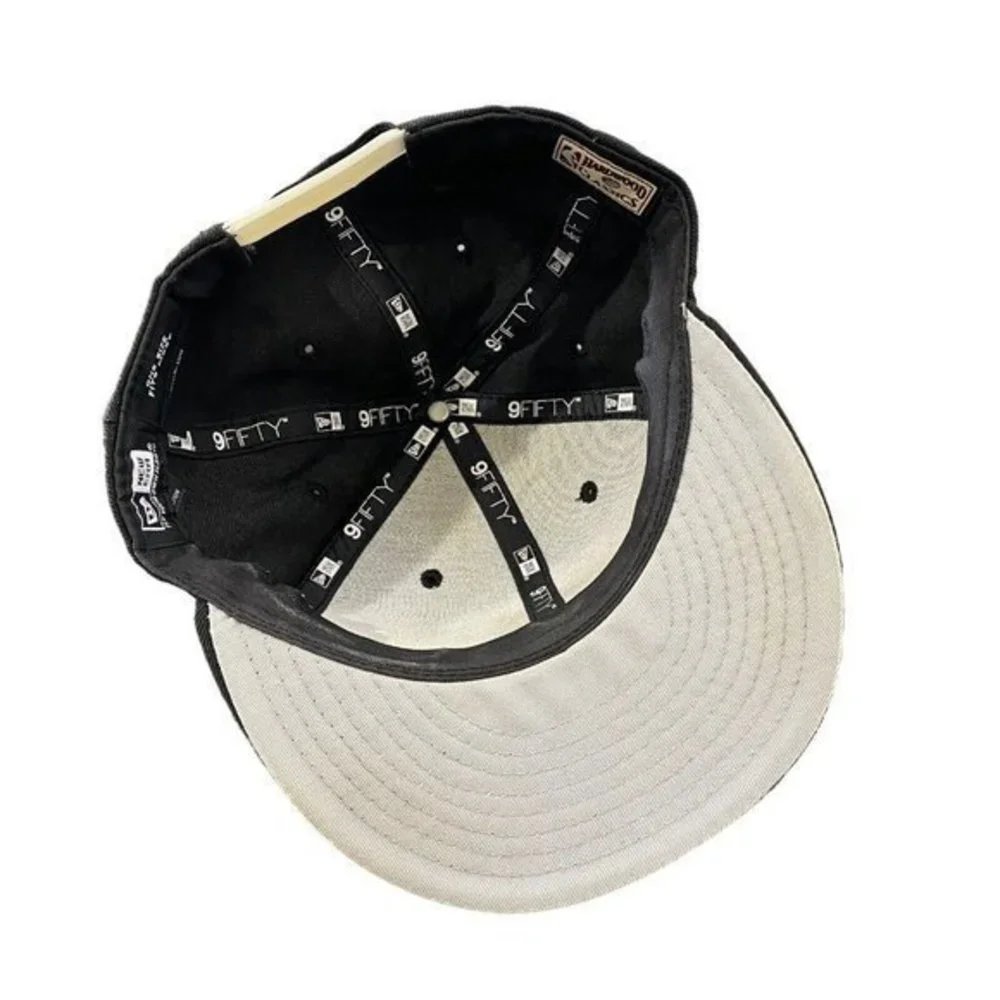 Vancouver Grizzlies New‎ Era Snapback Hat Black White HWC